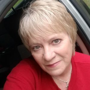 Meet your Posher, Sandy